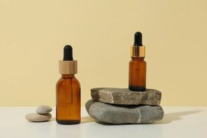 秋冬美白精华怎么用：减少干燥干扰